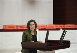 Kerestecioğlu: Uluslararası mahkemelerde yargılanmadan savaşa son verin